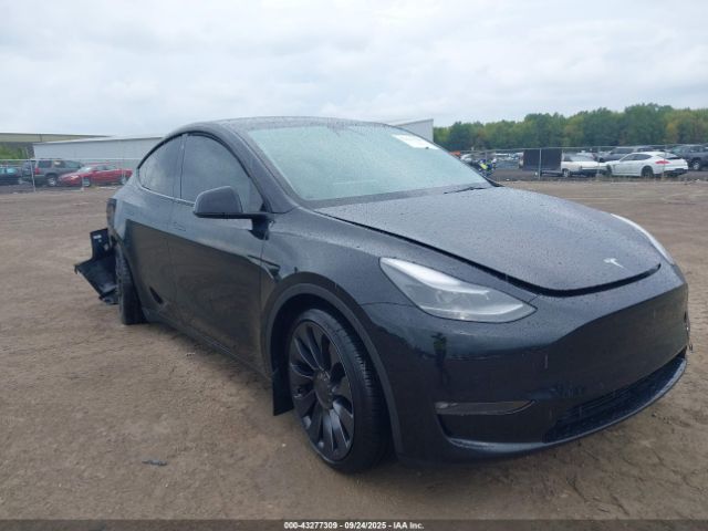 2022 TESLA MODEL Y 7SAYGDEF7NF414651 Photo 0