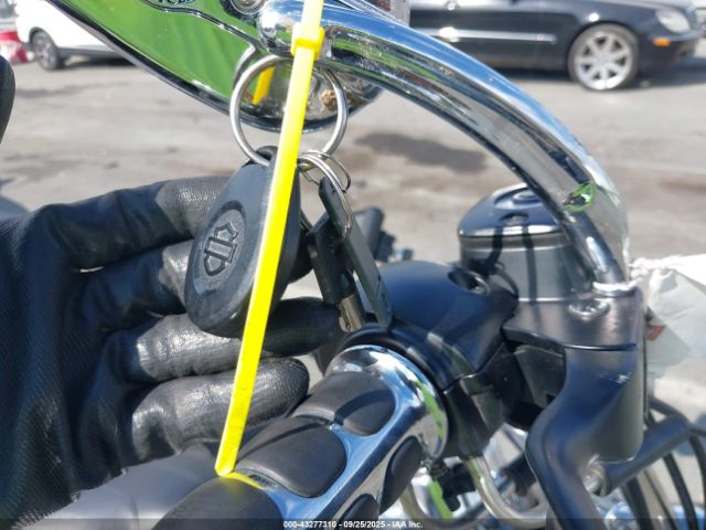 2012 HARLEY-DAVIDSON FLSTC 1HD1BWV1XCB014076 Photo 10