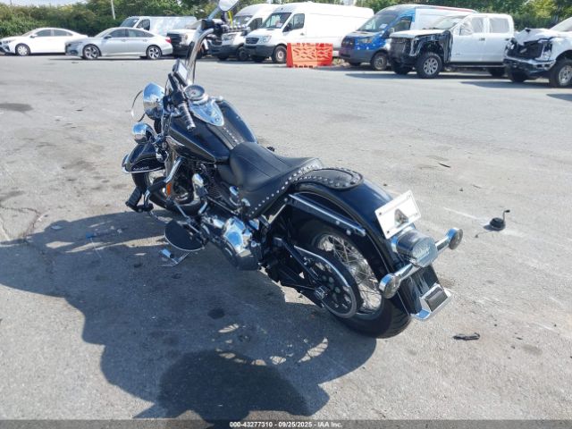 2012 HARLEY-DAVIDSON FLSTC 1HD1BWV1XCB014076 Photo 2