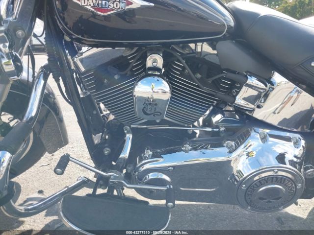 2012 HARLEY-DAVIDSON FLSTC 1HD1BWV1XCB014076 Photo 8