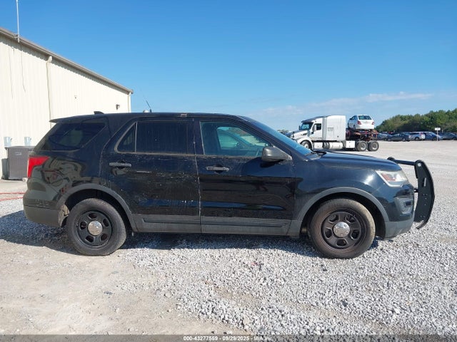 43277559 :رقم المزاد ، 1FM5K8AR4GGD04991 vin ، 2016 Ford Police Interceptor مزاد بيع