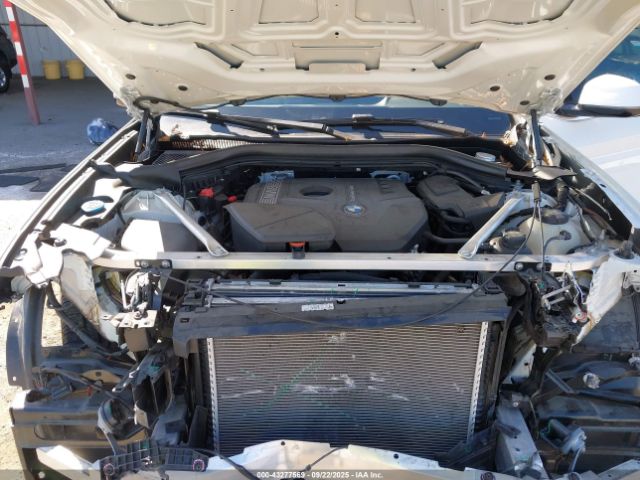 2019 BMW X3 5UXTR9C52KLP84602 Photo 9