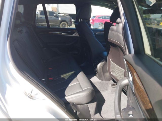 2019 BMW X3 5UXTR9C52KLP84602 Photo 7