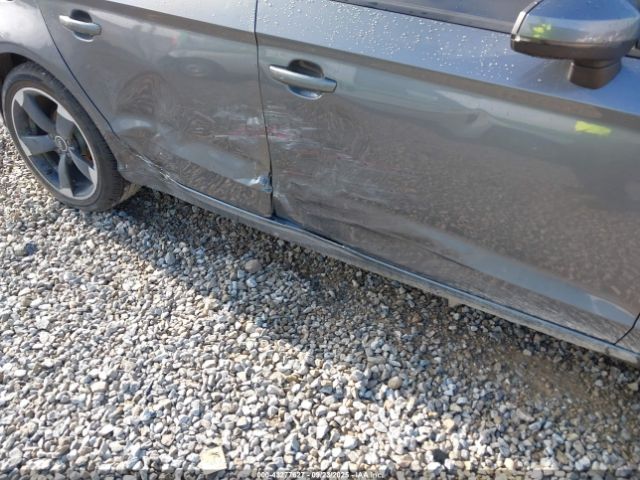 2017 AUDI A3 WAUB8GFF7H1012297 Photo 5