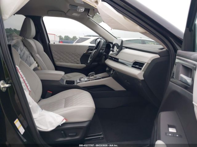 2024 MITSUBISHI OUTLANDER JA4J3WA81RZ022935 Photo 4