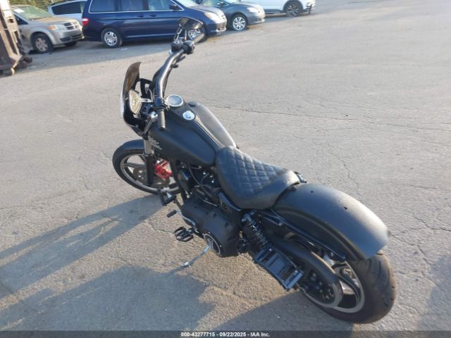 2016 HARLEY-DAVIDSON FXDB 1HD1GXM19GC316757 Photo 2