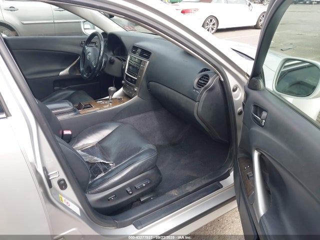 Продажа на аукционе авто 2010 Lexus Is 250, vin: JTHCF5C2XA5039106, номер лота: 43277937