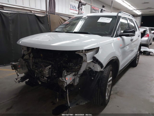 Ford 2015 2015 1FM5K7D88FGB50488 Image 2