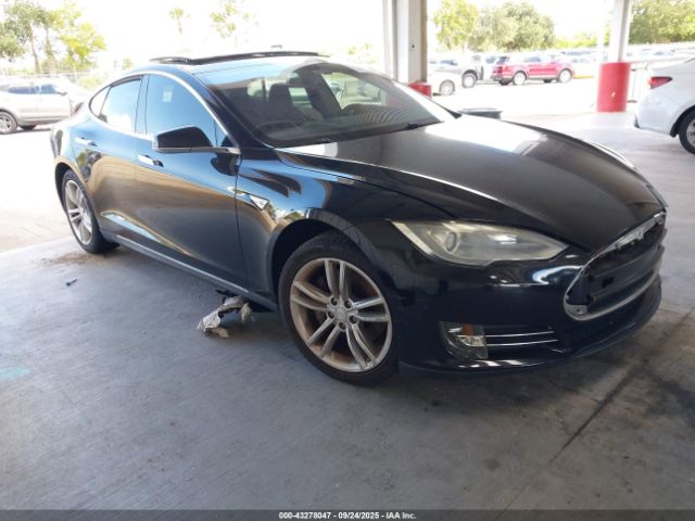 2013 TESLA MODEL S 5YJSA1DN2DFP17430 Photo 0