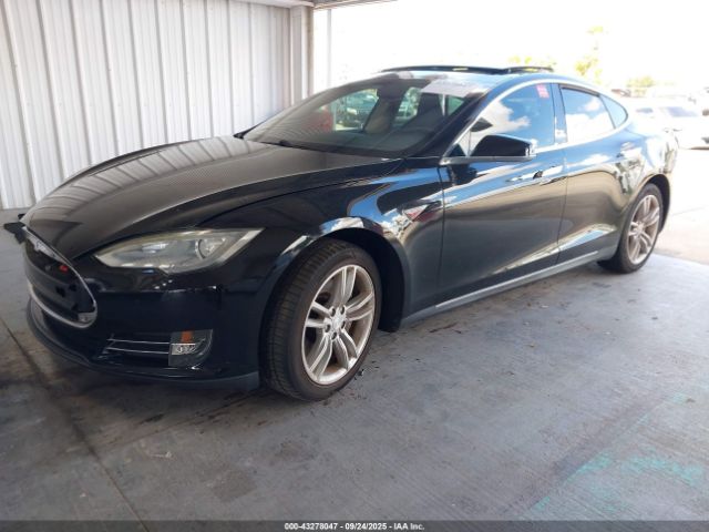 2013 TESLA MODEL S 5YJSA1DN2DFP17430 Photo 1