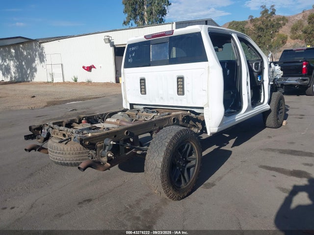 2020 Chevrolet Silverado 1500 4wd  Short Bed Lt Trail Boss მანქანა იყიდება აუქციონზე, vin: 3GCPYFEL5LG376688, აუქციონის ნომერი: 43278222