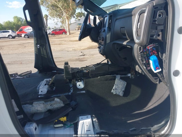2020 Chevrolet Silverado 1500 4wd  Short Bed Lt Trail Boss მანქანა იყიდება აუქციონზე, vin: 3GCPYFEL5LG376688, აუქციონის ნომერი: 43278222