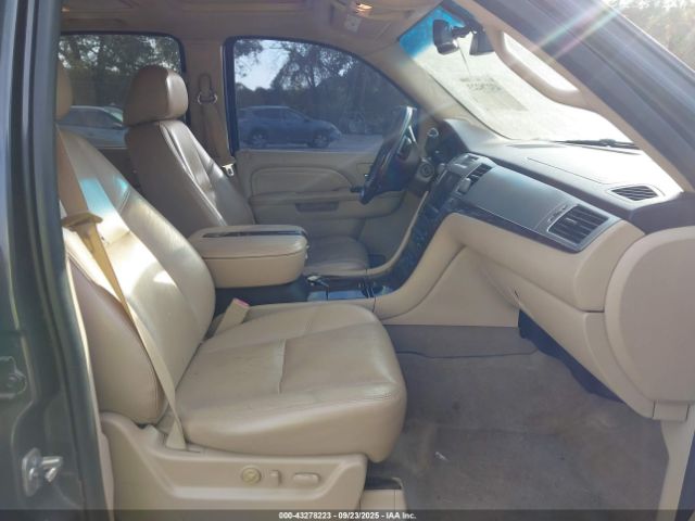2010 CADILLAC ESCALADE 1GYUKBEF4AR152794 Photo 4