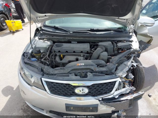 2013 KIA FORTE KNAFU4A22D5735218 Photo 9