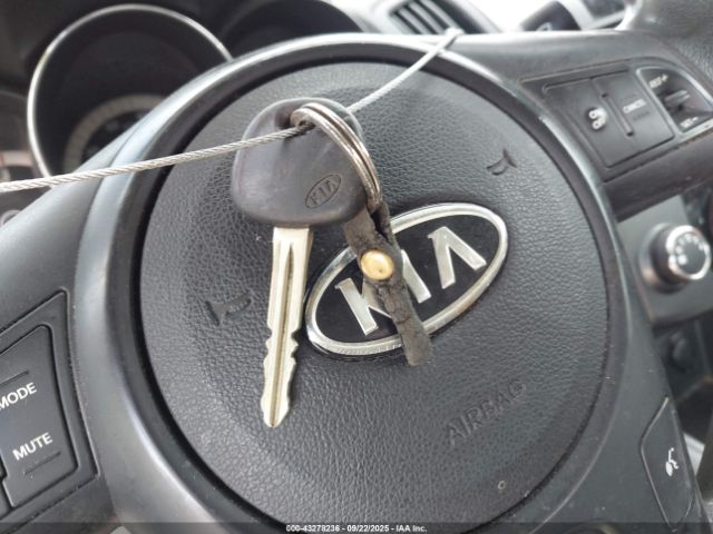 2013 KIA FORTE KNAFU4A22D5735218 Photo 10