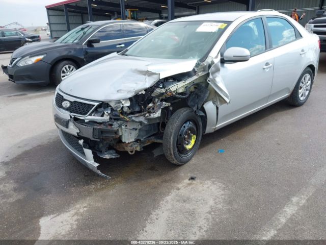 2013 KIA FORTE KNAFU4A22D5735218 Photo 5