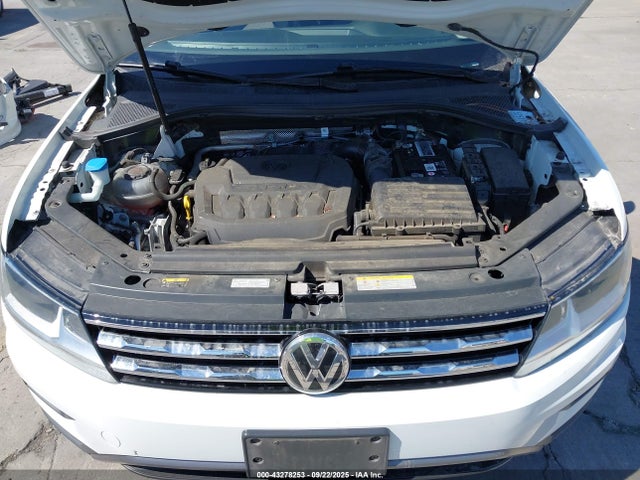 Volkswagen Tiguan 2021 3VV1B7AX8MM098010 Image 10