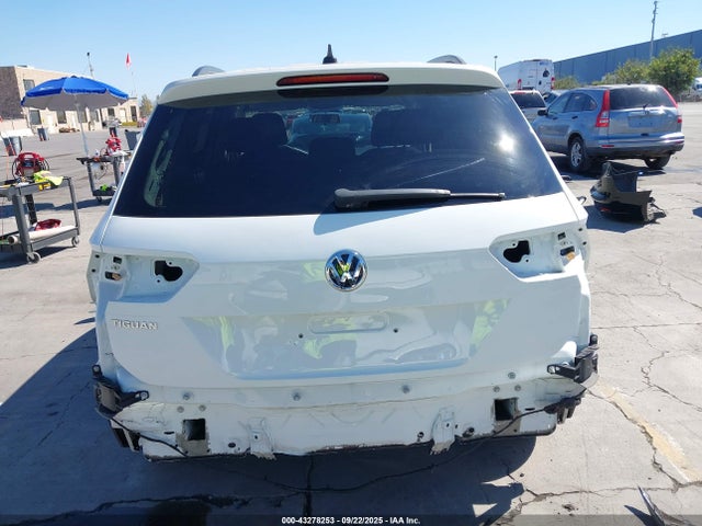 Volkswagen Tiguan 2021 3VV1B7AX8MM098010 Image 17