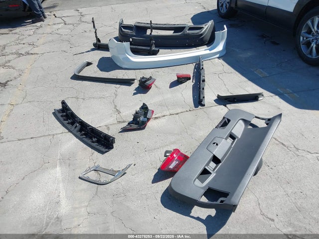 Volkswagen Tiguan 2021 3VV1B7AX8MM098010 Image 12