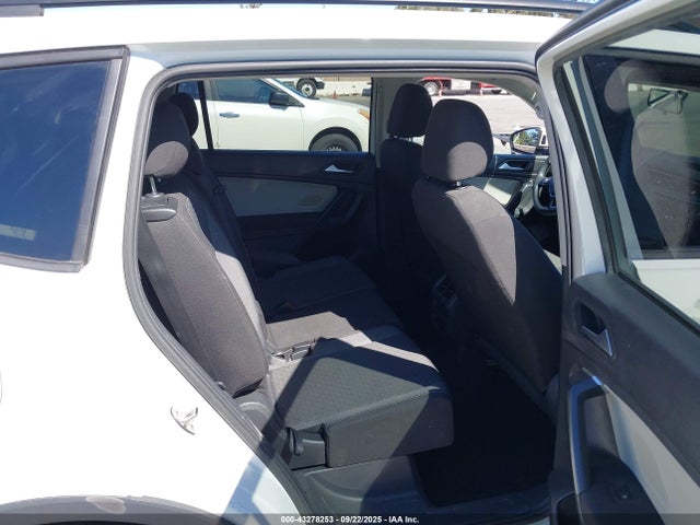Volkswagen Tiguan 2021 3VV1B7AX8MM098010 Image 8