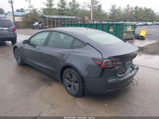 2023 TESLA MODEL 3 5YJ3E1EA7PF674308 Photo 2