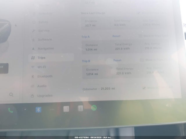 2023 TESLA MODEL 3 5YJ3E1EA7PF674308 Photo 6