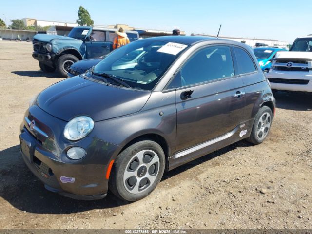 2018 FIAT 500E 3C3CFFGEXJT510140 Photo 1