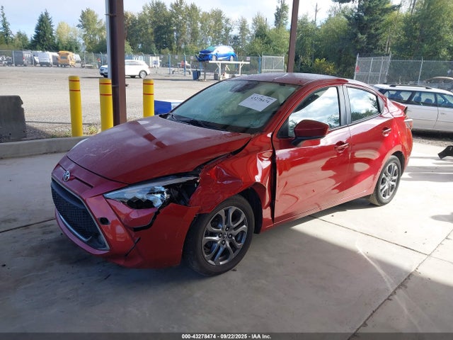 3MYDLBYVXKY505140 Toyota YARIS LE