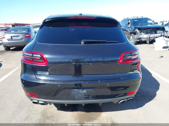 Porsche Macan 2015 WP1AF2A58FLB94002 Image 17