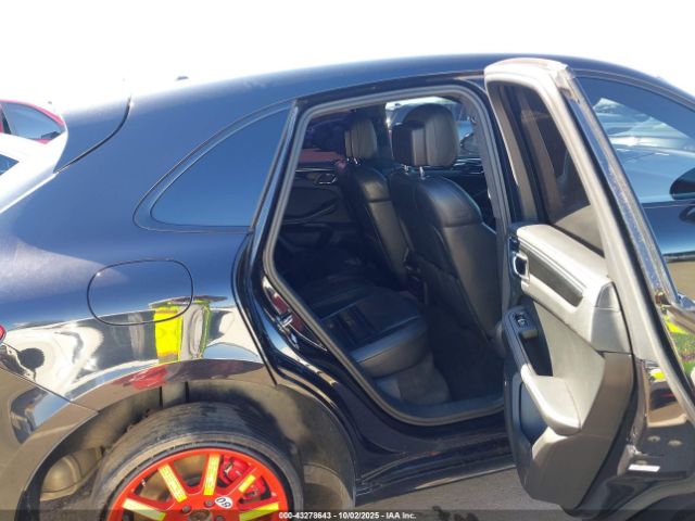 2015 PORSCHE MACAN WP1AF2A58FLB94002 Photo 7