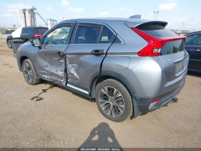 2018 MITSUBISHI ECLIPSE CROSS JA4AT5AA8JZ069574 Photo 2