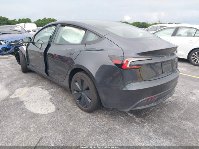 2025 TESLA MODEL 3 5YJ3E1EA8SF030941 Photo 2