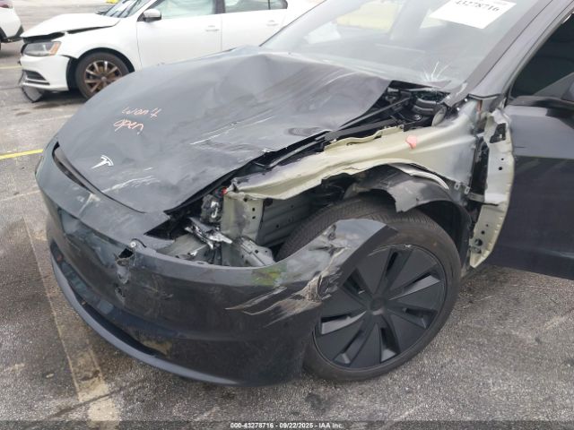 2025 TESLA MODEL 3 5YJ3E1EA8SF030941 Photo 5