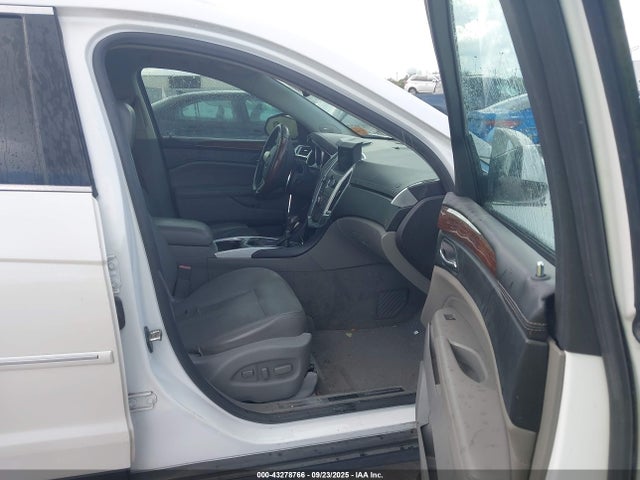 2011 CADILLAC SRX 3GYFNBEY1BS615135 Photo 4
