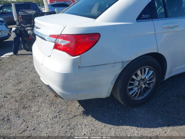 2014 CHRYSLER 200 1C3CCBAB5EN231393 Photo 5