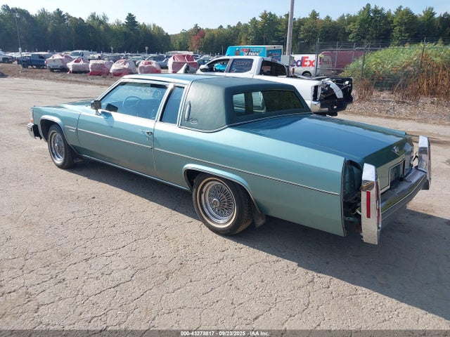 1981 CADILLAC DEVILLE 1G6AD4790B9105157 Photo 2