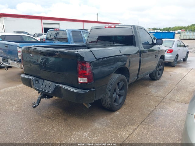 3C6JR6AG9HG645737 RAM 2017