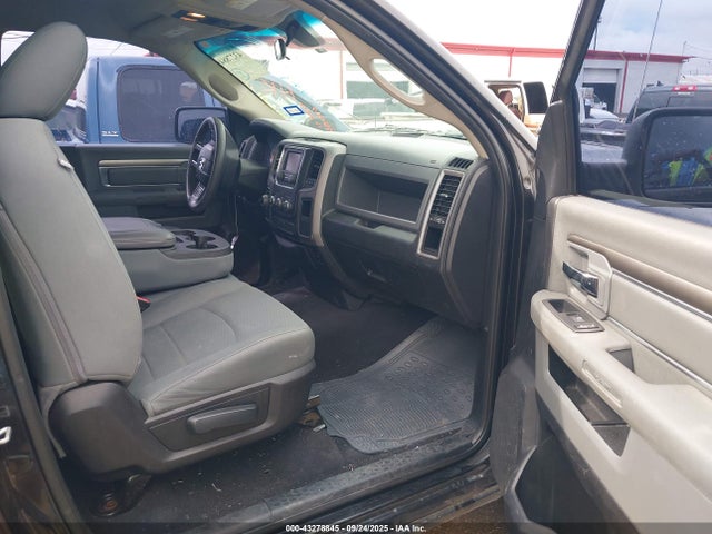 3C6JR6AG9HG645737 RAM 2017