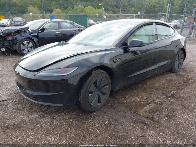 2025 TESLA MODEL 3 5YJ3E1EB9SF953857 Photo 1