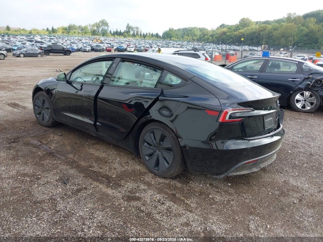 2025 TESLA MODEL 3 5YJ3E1EB9SF953857 Photo 2