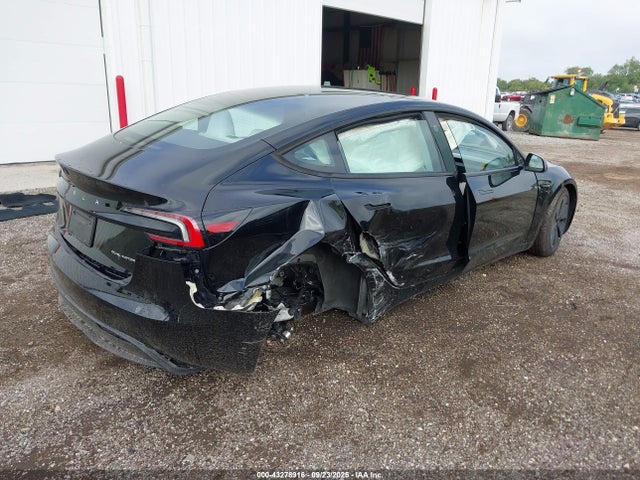 2025 TESLA MODEL 3 5YJ3E1EB9SF953857 Photo 3