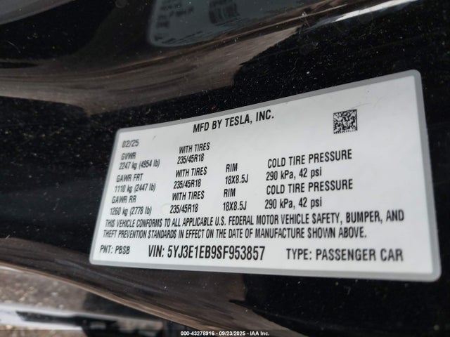 2025 TESLA MODEL 3 5YJ3E1EB9SF953857 Photo 8
