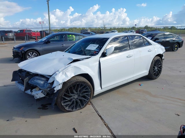 Продажа на аукционе авто 2016 Chrysler 300 300s, vin: 2C3CCABG9GH243532, номер лота: 43279002
