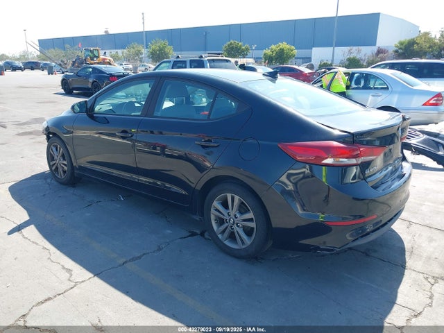 KMHD84LF7HU106138 Hyundai Elantra