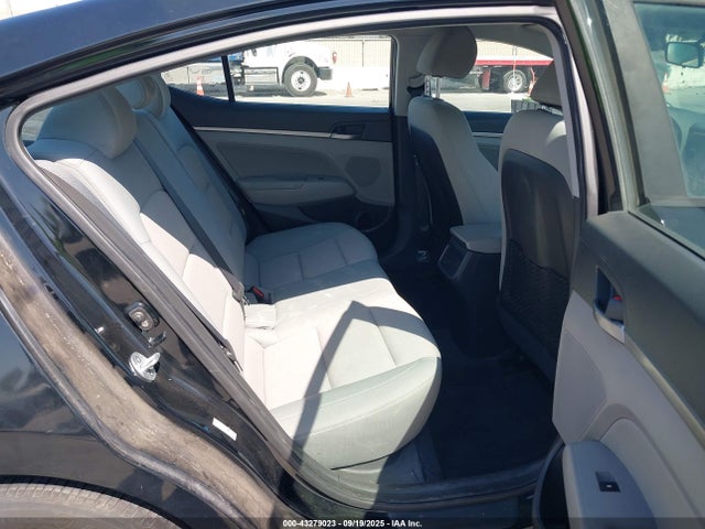 KMHD84LF7HU106138 Hyundai Elantra