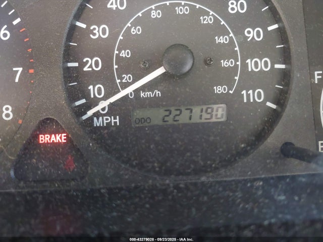 2002 TOYOTA COROLLA 2T1BR12E12C548885 Photo 6