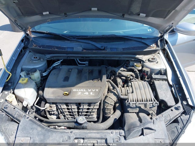 Chrysler 200 LX 2014 1C3CCBAB0EN212024 Image 10