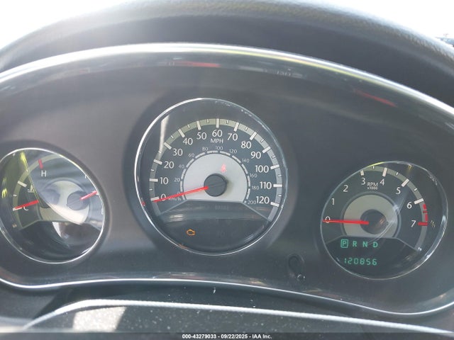 Chrysler 200 LX 2014 1C3CCBAB0EN212024 Image 7