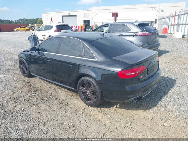 2015 AUDI S4 WAUBGAFL9FA036457 Photo 2