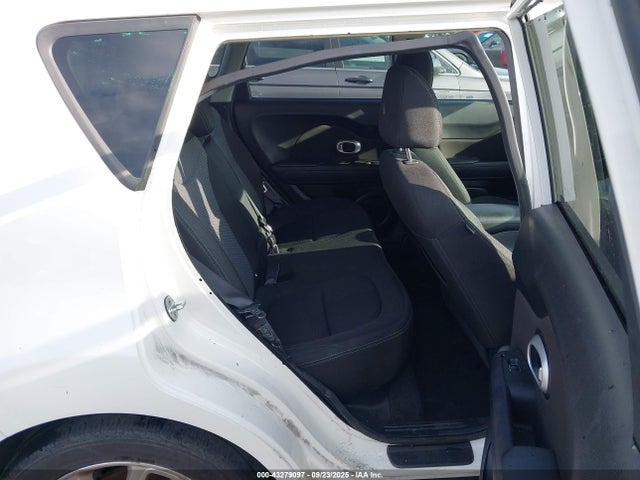 KIA g 2018 KNDJP3A52J7558923 Image 8